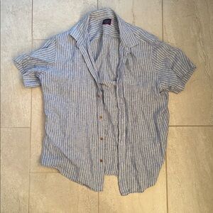 UNTUCKit Light Blue and White Striped Casual Shirt
